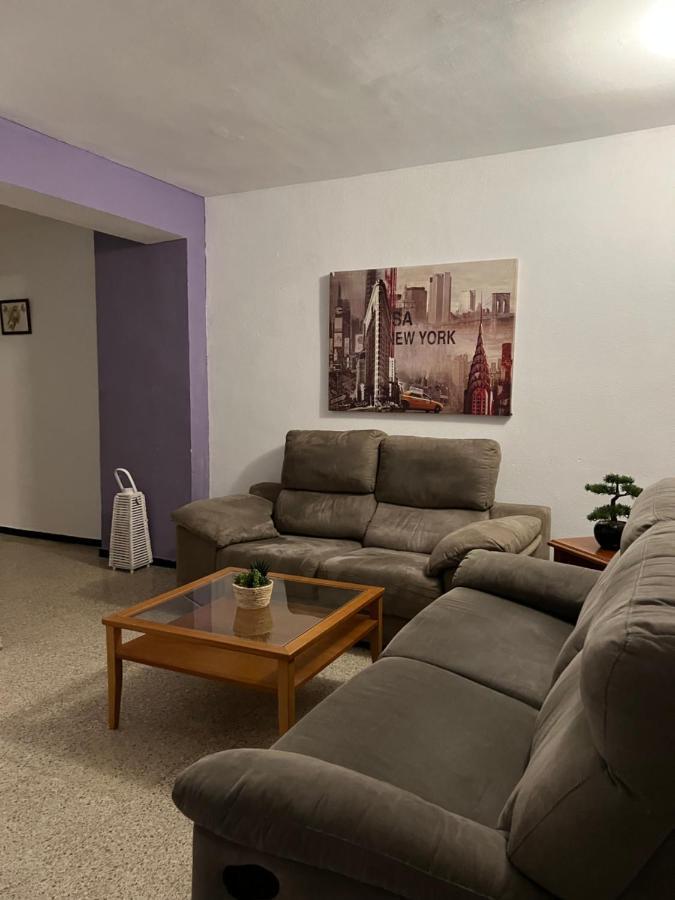 Pension La Parada อาลิกันเต ภายนอก รูปภาพ